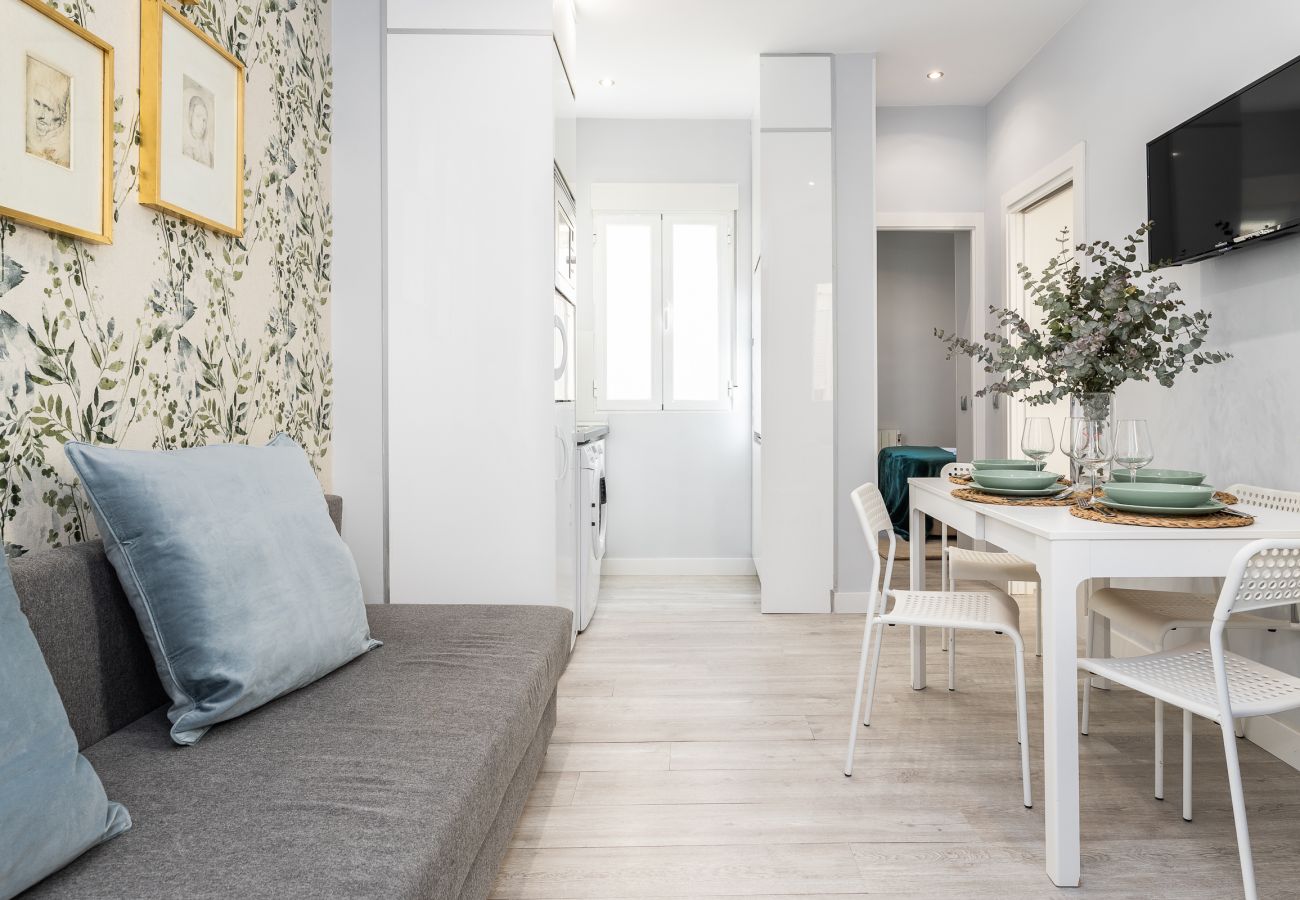 Apartment in Madrid - Waou Los Austrias I - Alquiler Corta Duración Apartment in Madrid - Waou Los Austrias I - Alquiler Corta Duración