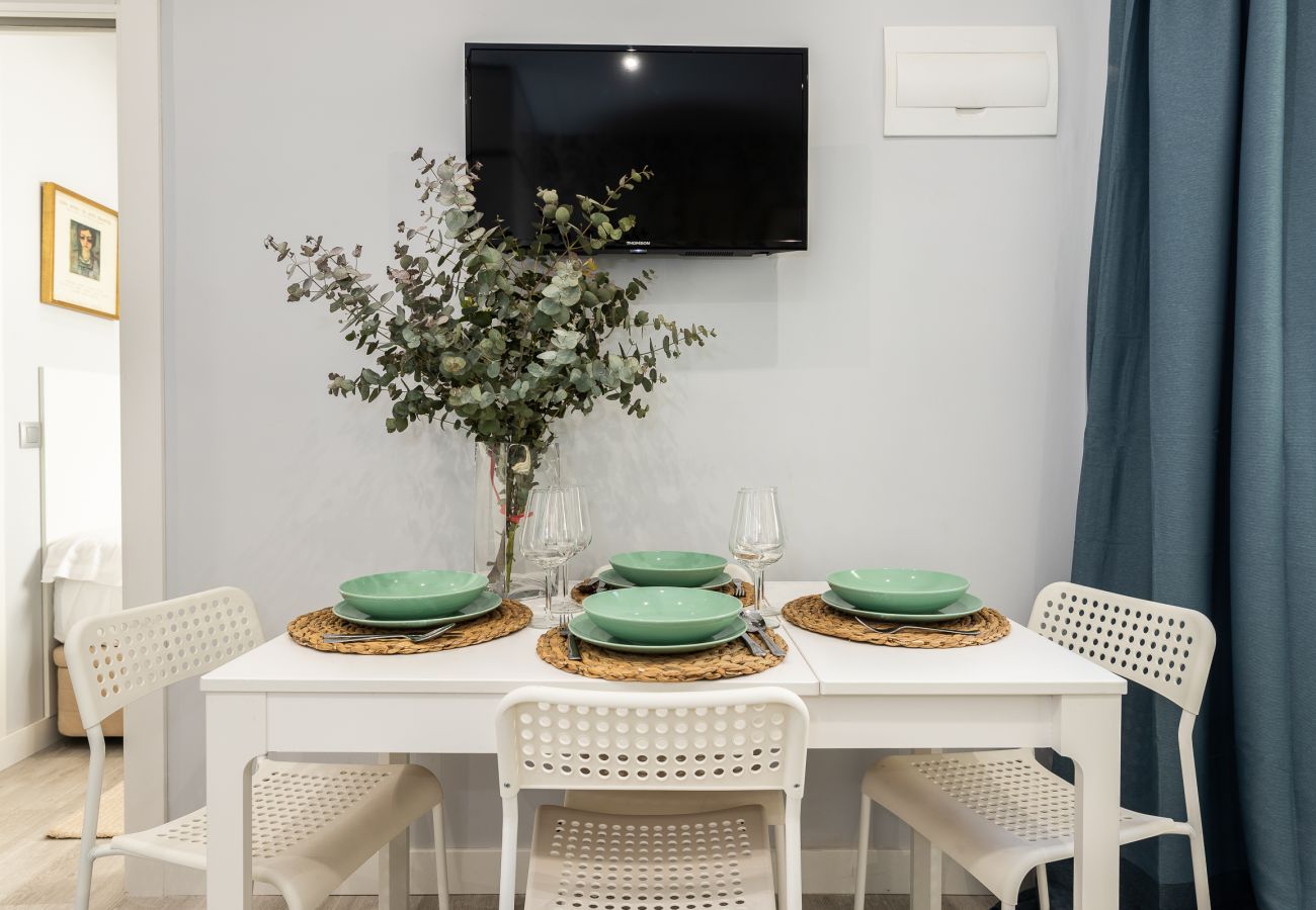 Apartment in Madrid - Waou Los Austrias I - Alquiler Corta Duración Apartment in Madrid - Waou Los Austrias I - Alquiler Corta Duración