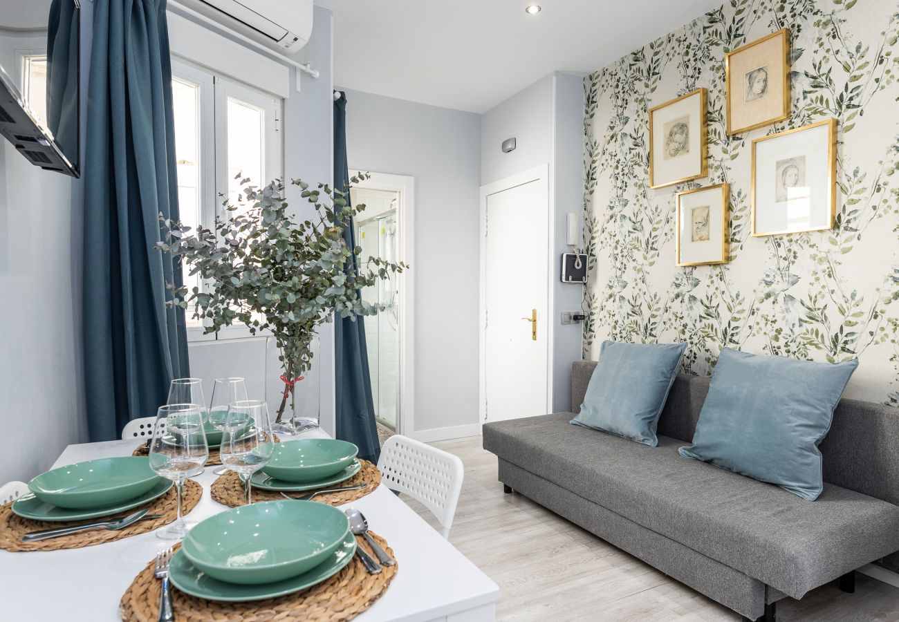 Apartment in Madrid - Waou Los Austrias I - Alquiler Corta Duración Apartment in Madrid - Waou Los Austrias I - Alquiler Corta Duración