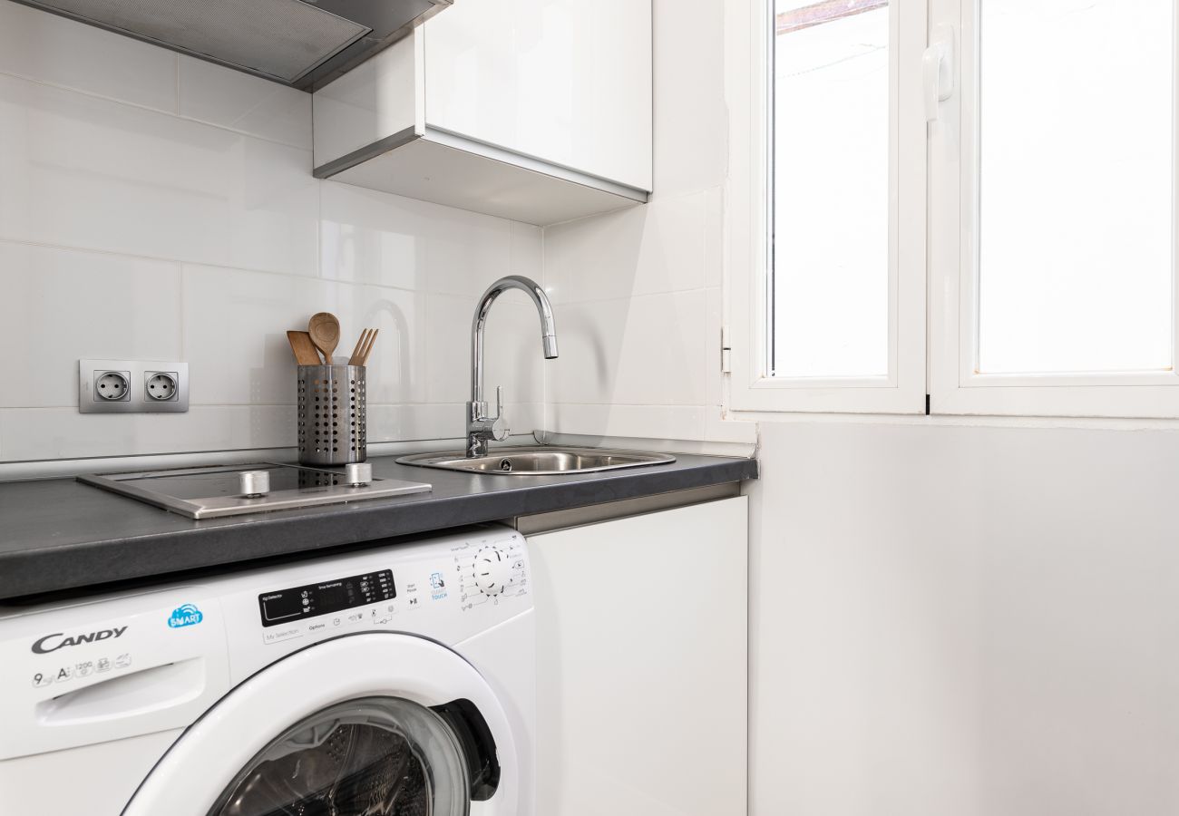 Apartment in Madrid - Waou Los Austrias I - Alquiler Corta Duración Apartment in Madrid - Waou Los Austrias I - Alquiler Corta Duración