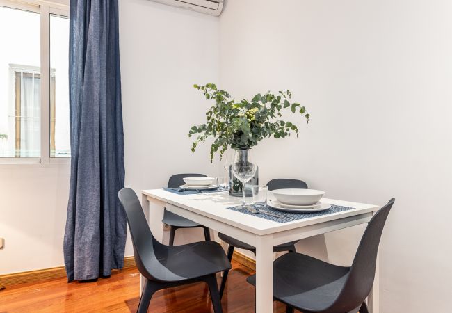Apartment in Madrid - Waou Anton Martin II - Alquiler Corta Duración Apartment in Madrid - Waou Anton Martin II - Alquiler Corta Duración