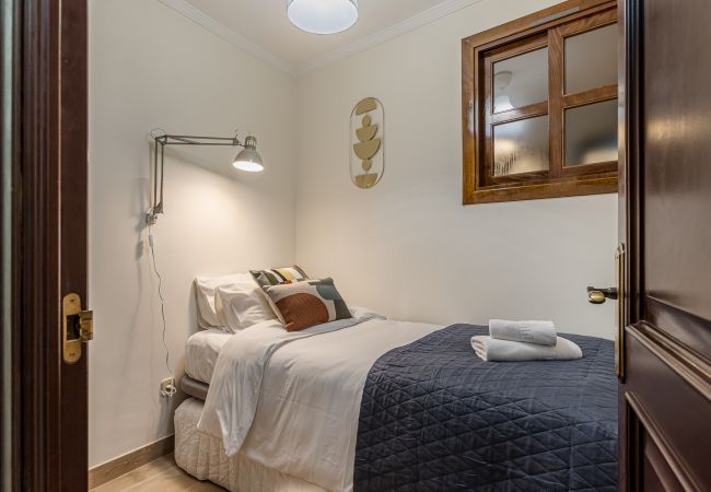 Apartment in Madrid - Waou Puerta del Sol III - Alquiler Corta Duración Apartment in Madrid - Waou Puerta del Sol III - Alquiler Corta Duración