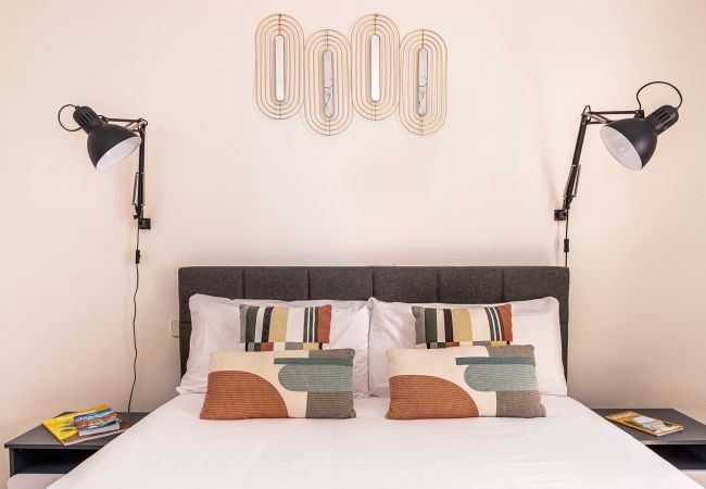 Apartment in Madrid - Waou Puerta del Sol III - Alquiler Corta Duración Apartment in Madrid - Waou Puerta del Sol III - Alquiler Corta Duración