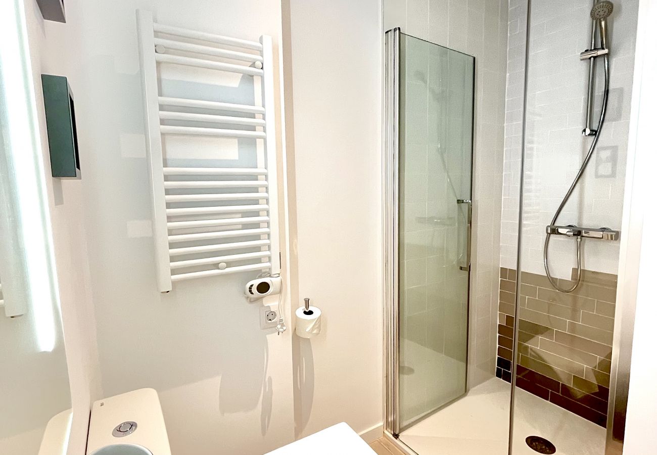 Apartment in Madrid - Waou Puerta de Alcala es MIA - Corta Duració Apartment in Madrid - Waou Puerta de Alcala es MIA - Corta Duració