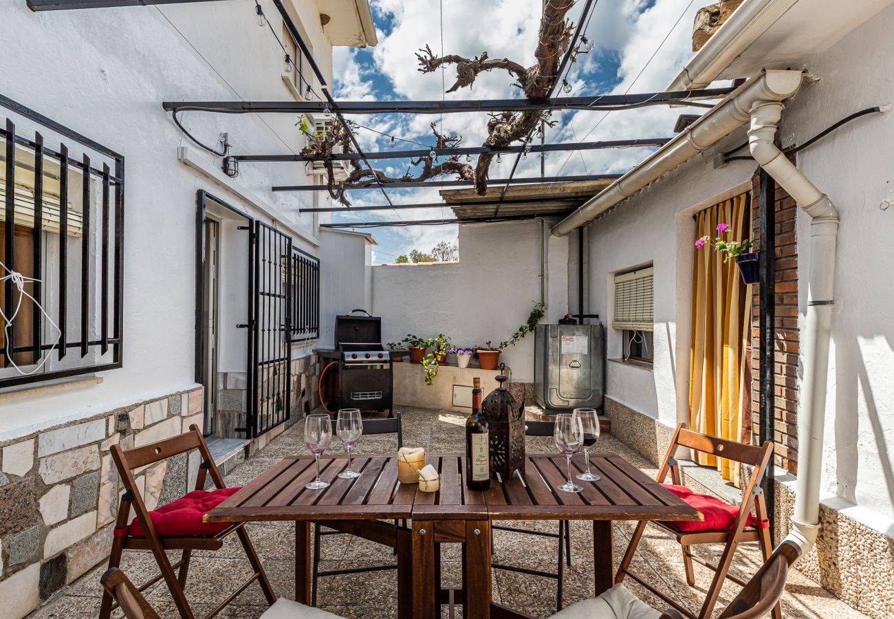 Cottage in Titulcia - Waou La Casa de los Abuelos, Titulcia-ParqueWarner Cottage in Titulcia - Waou La Casa de los Abuelos, Titulcia-ParqueWarner