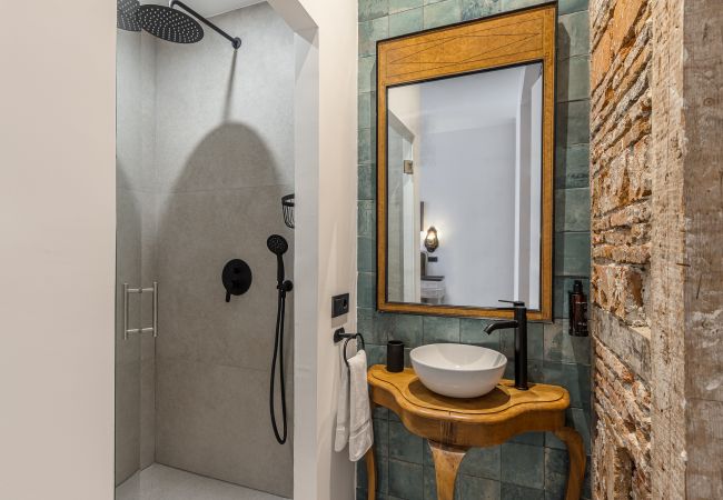 Rent by room in Madrid - Queens House Chueca III Rent by room in Madrid - Queens House Chueca III