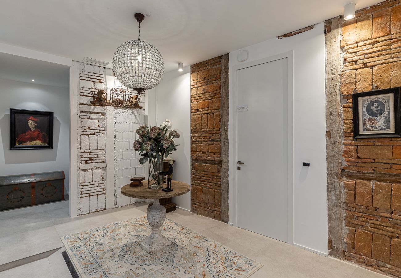 Rent by room in Madrid - Queens House Chueca VI Rent by room in Madrid - Queens House Chueca VI