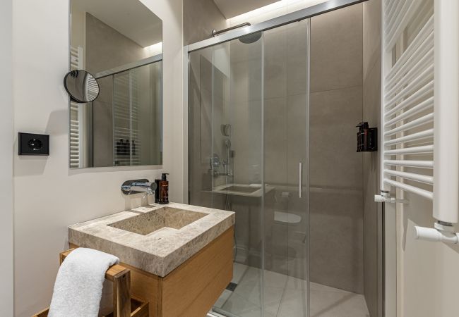 Apartment in Madrid - Waou Puerta del Sol VI - Alquiler Corta Duración Apartment in Madrid - Waou Puerta del Sol VI - Alquiler Corta Duración
