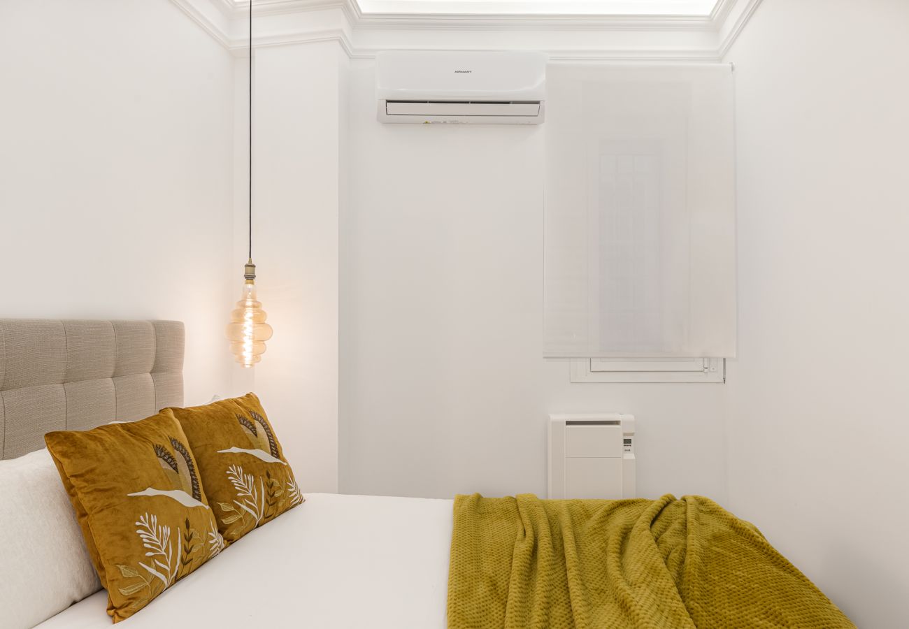 Apartment in Madrid - Queens Chamberi II - Alquiler Corta Duración Apartment in Madrid - Queens Chamberi II - Alquiler Corta Duración