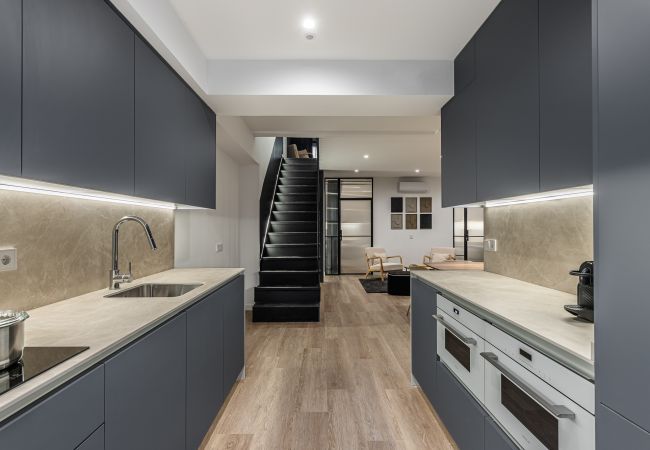 Rent by room in Madrid - Queens Plaza España III - Alquiler Corta Duración Rent by room in Madrid - Queens Plaza España III - Alquiler Corta Duración