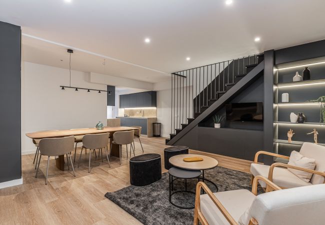 Rent by room in Madrid - Queens Plaza España IV - Alquiler Corta Duración Rent by room in Madrid - Queens Plaza España IV - Alquiler Corta Duración