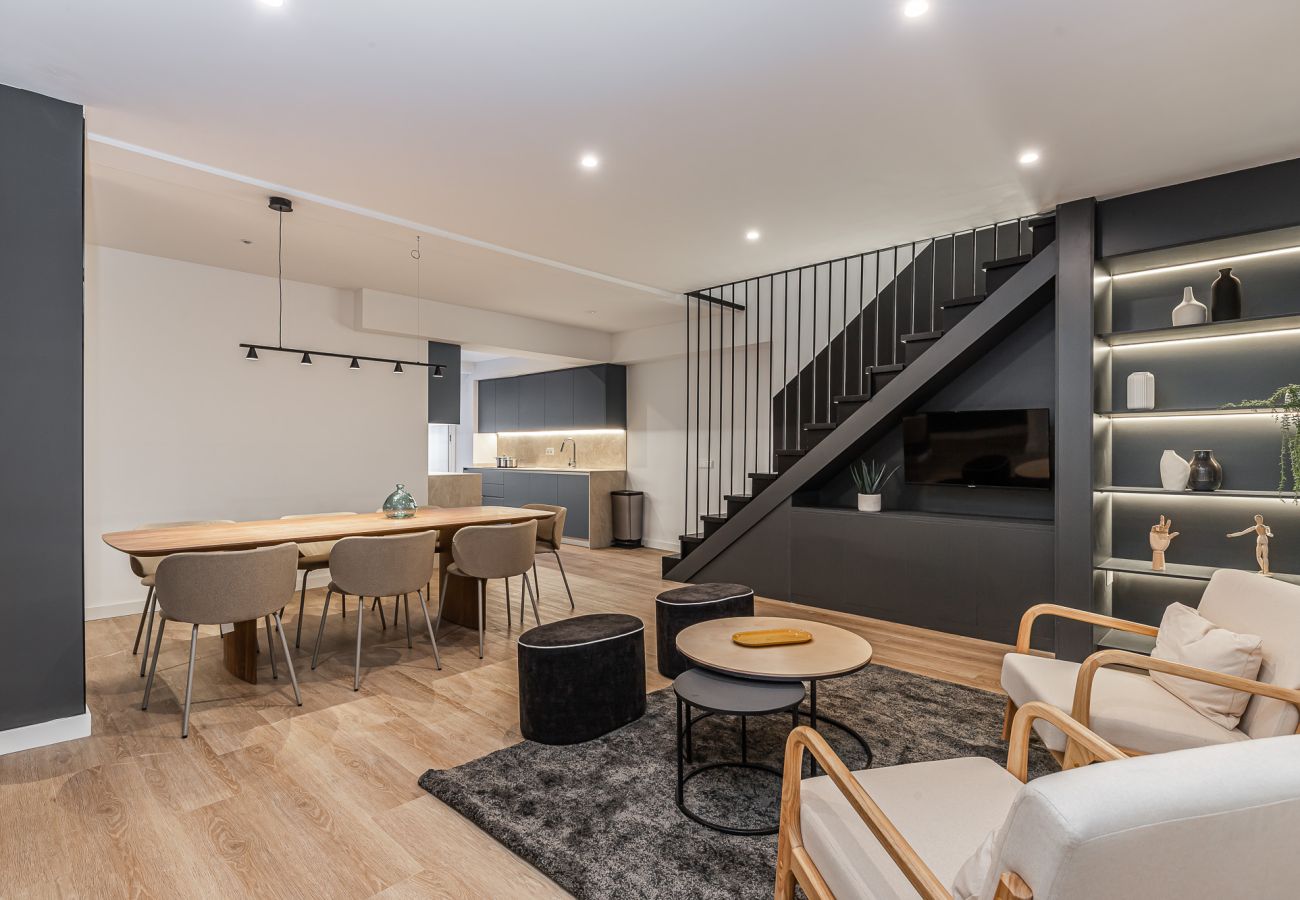 Rent by room in Madrid - Queens Plaza España IV - Alquiler Corta Duración Rent by room in Madrid - Queens Plaza España IV - Alquiler Corta Duración