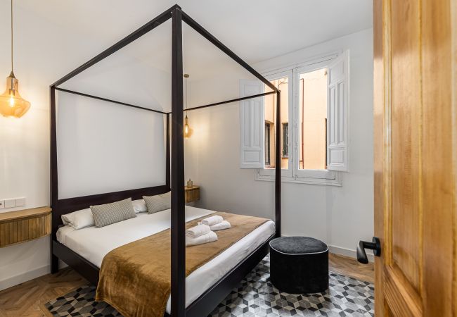 Apartment in Madrid - Queens Plaza Mayor IV - Alquiler Corta Duración Apartment in Madrid - Queens Plaza Mayor IV - Alquiler Corta Duración