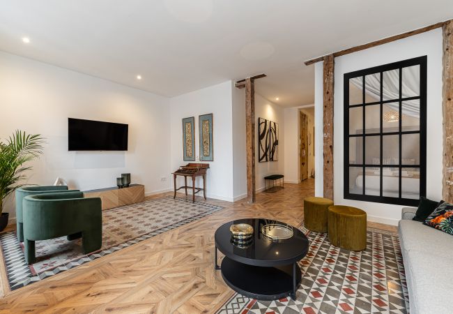 Apartment in Madrid - Queens Plaza Mayor IV - Alquiler Corta Duración Apartment in Madrid - Queens Plaza Mayor IV - Alquiler Corta Duración