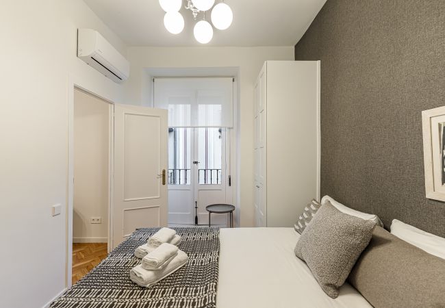 Apartment in Madrid - Waou Madrid Centro V - Alquiler Corta Duración Apartment in Madrid - Waou Madrid Centro V - Alquiler Corta Duración