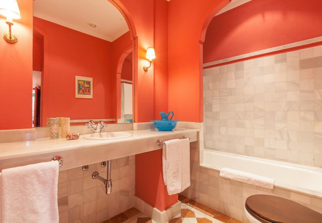 Rent by room in Seville - Waou Palacio Tenorio Santa Cruz VI Rent by room in Seville - Waou Palacio Tenorio Santa Cruz VI