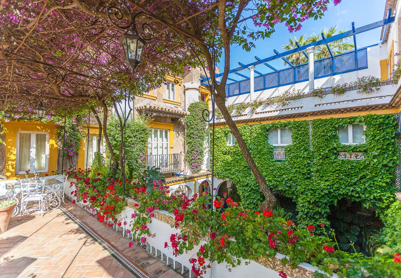 Rent by room in Seville - Waou Palacio Tenorio Santa Cruz VI Rent by room in Seville - Waou Palacio Tenorio Santa Cruz VI