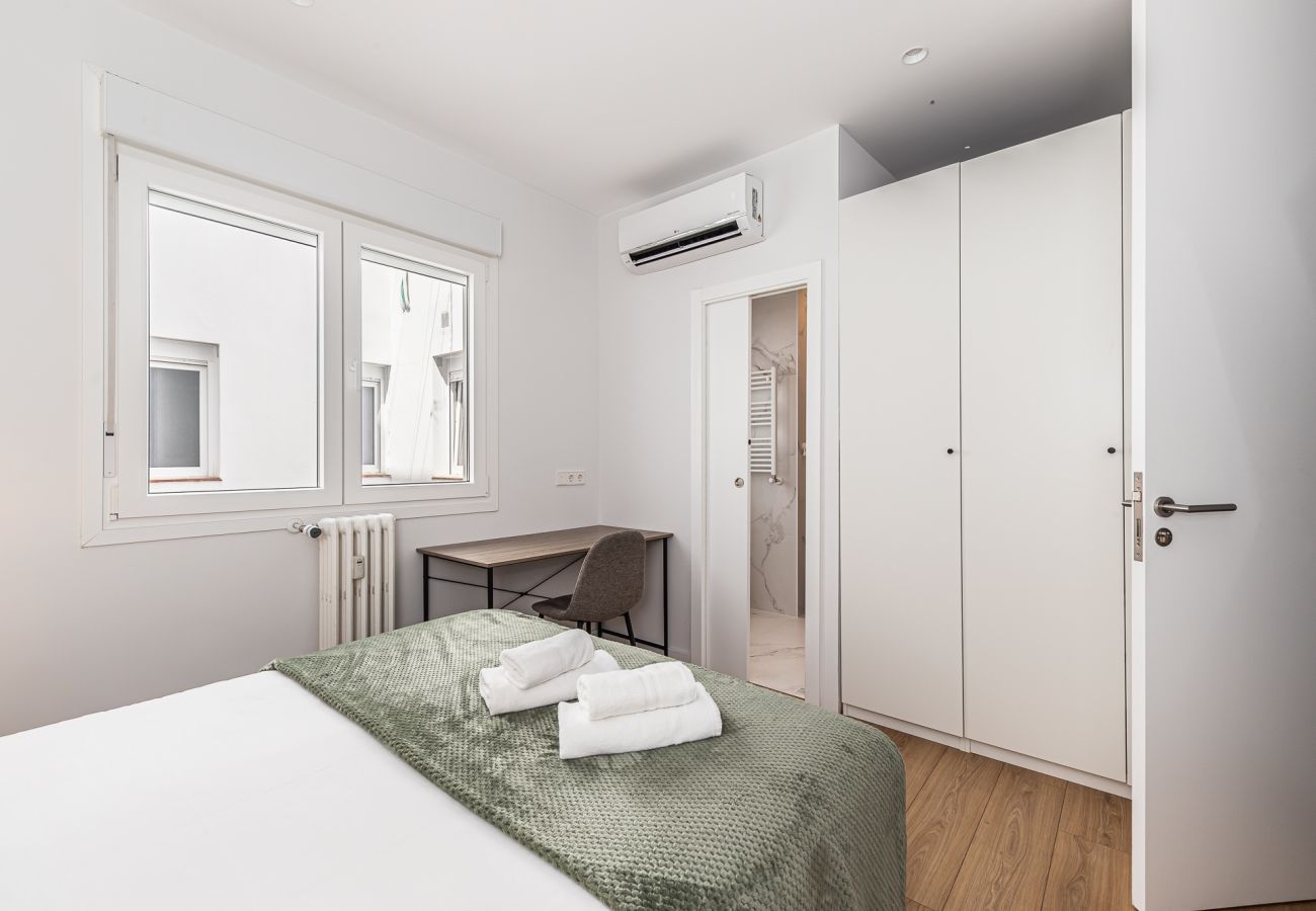 Apartment in Madrid - Waou Urban Home Goya - Corta Duración Apartment in Madrid - Waou Urban Home Goya - Corta Duración