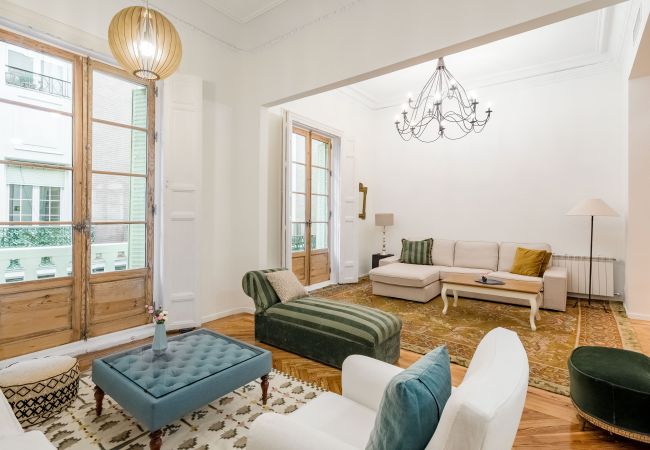 Apartment in Madrid - Waou Gran Via IX - Alquiler Corta Duración